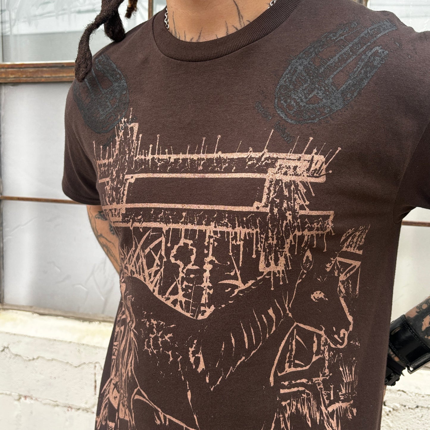 brown / copper lyrico tee