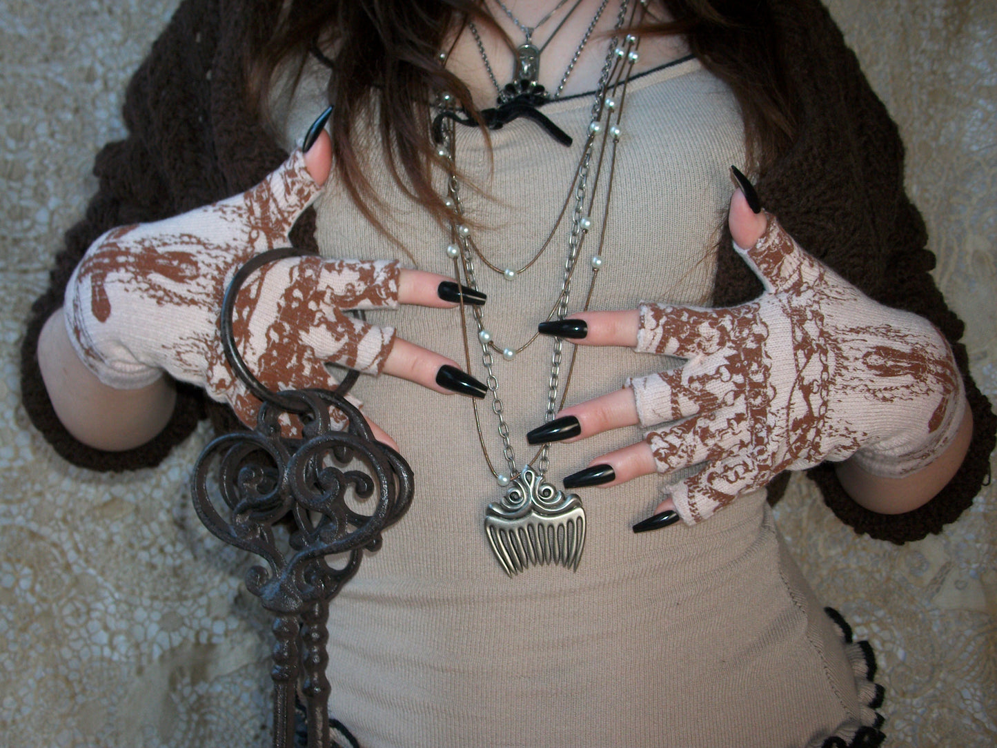 worshiped gloves - pink + brown